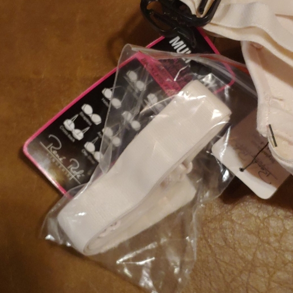 3 NWT Rene Rofe bras size 34B - Picture 9 of 12